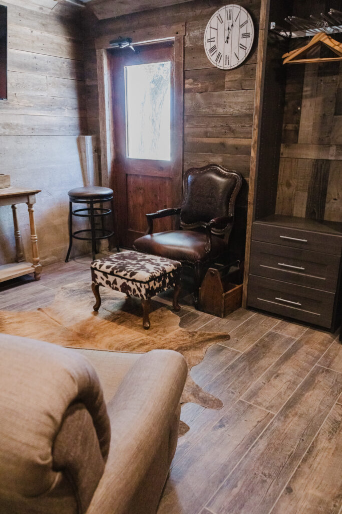 Groom Suite with multiple chairs, and places to sit